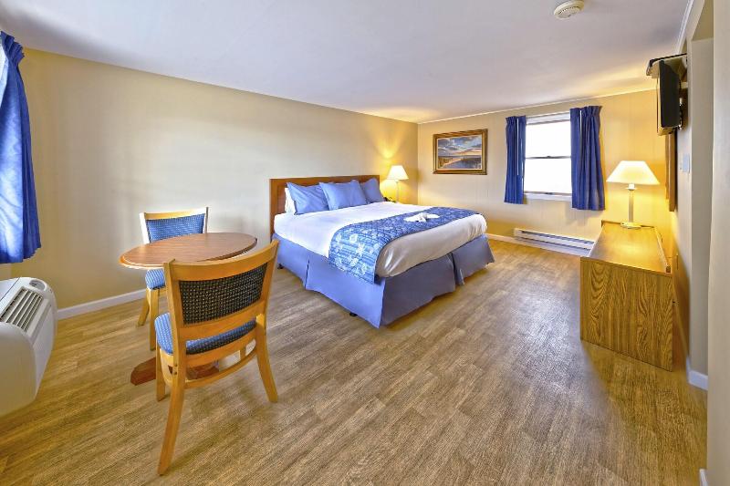 Drifting Sands Oceanfront Hotel image