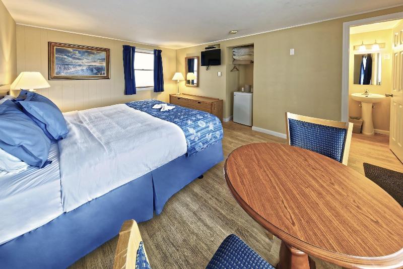 Drifting Sands Oceanfront Hotel image