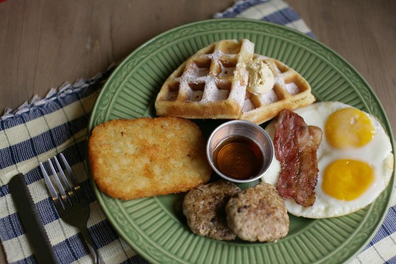 Ted's Bed and Breakfast image