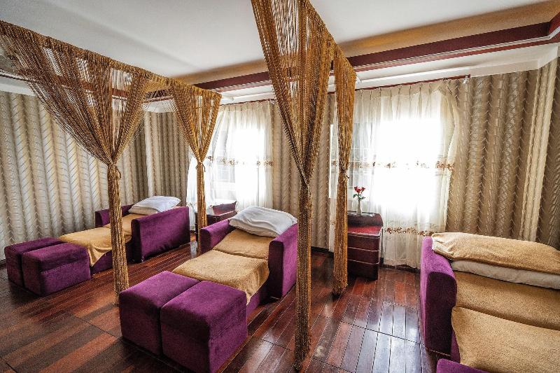 Duc Long Gia Lai Hotels & Apartment image