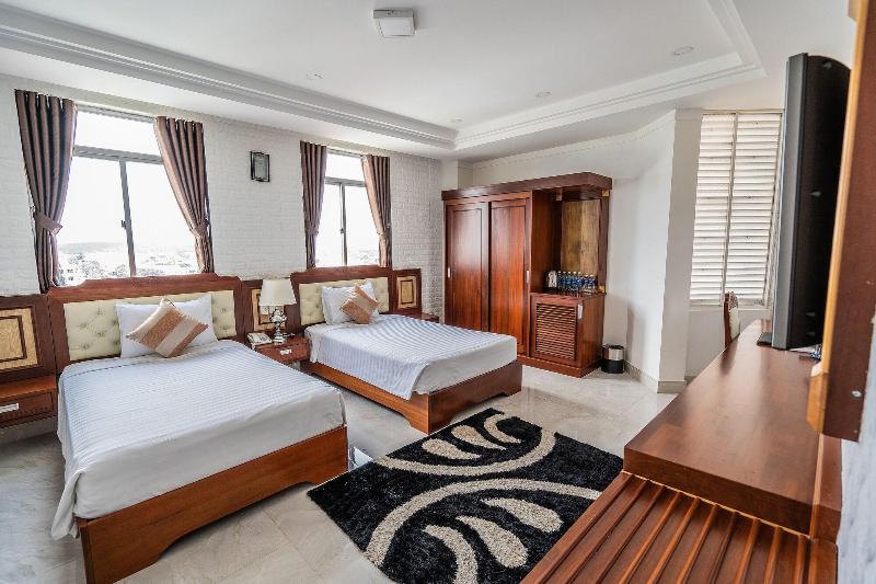 Duc Long Gia Lai Hotels & Apartment image