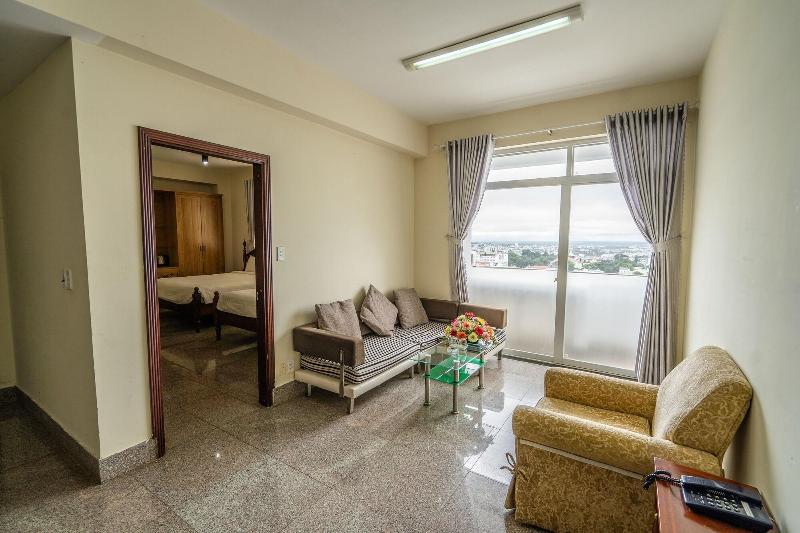 Duc Long Gia Lai Hotels & Apartment image