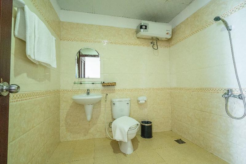 Duc Long Gia Lai Hotels & Apartment image