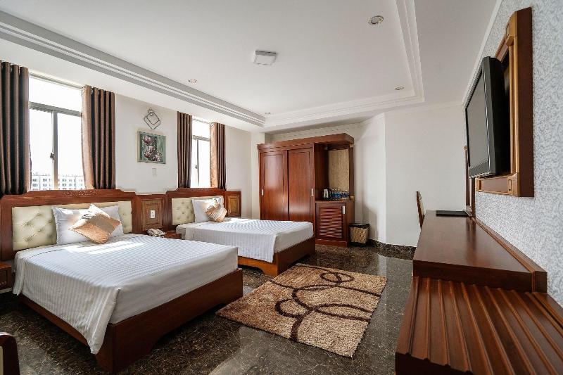 Duc Long Gia Lai Hotels & Apartment image