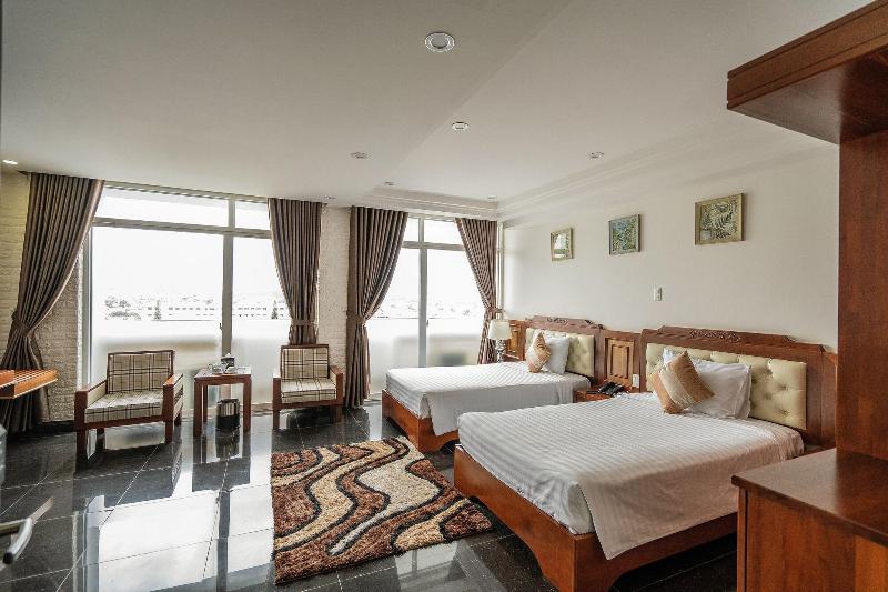 Duc Long Gia Lai Hotels & Apartment image