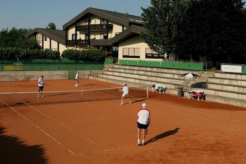 Tennis- und Freizeitzentrum Neudörfl image