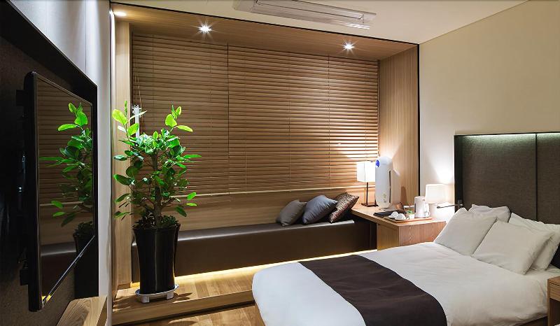 Dukgu Oncheon Resort Hotel image 8