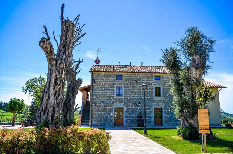 Tenuta Borgo Santa Cecilia image
