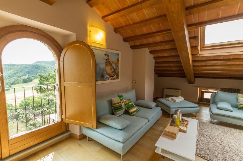 Tenuta Borgo Santa Cecilia image