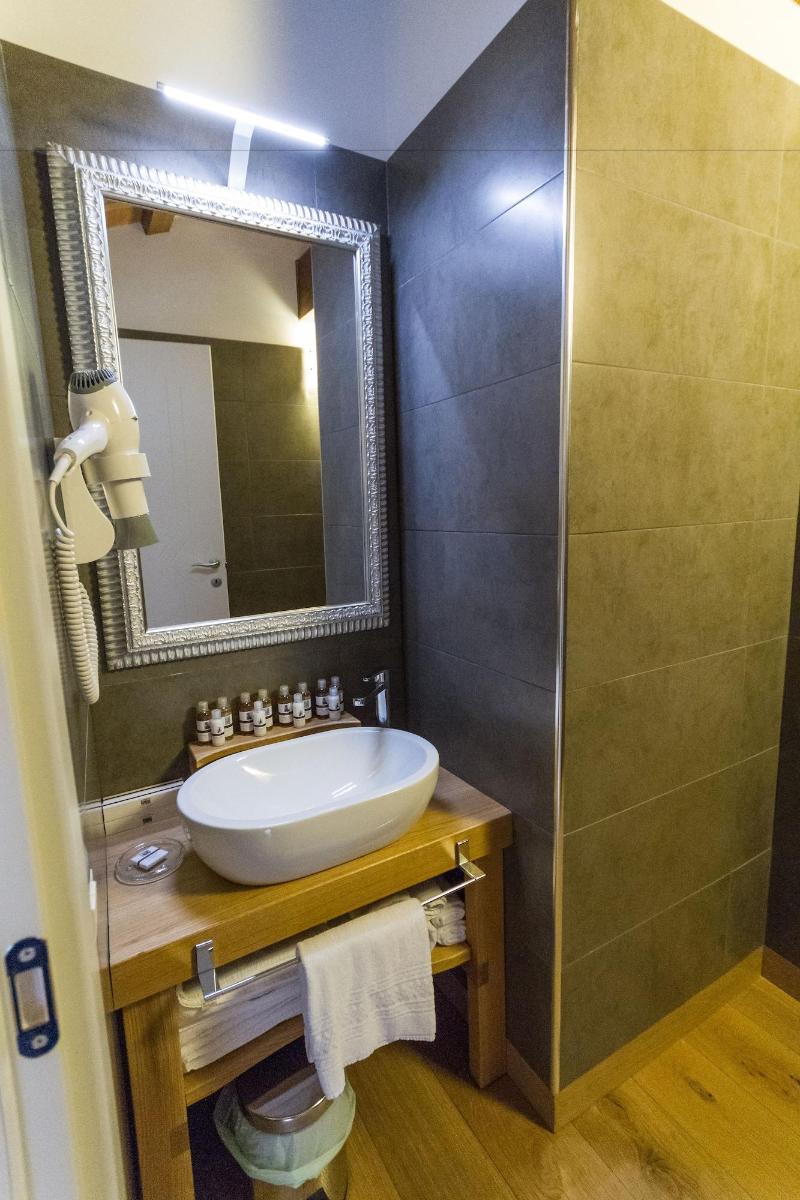 Tenuta Borgo Santa Cecilia image
