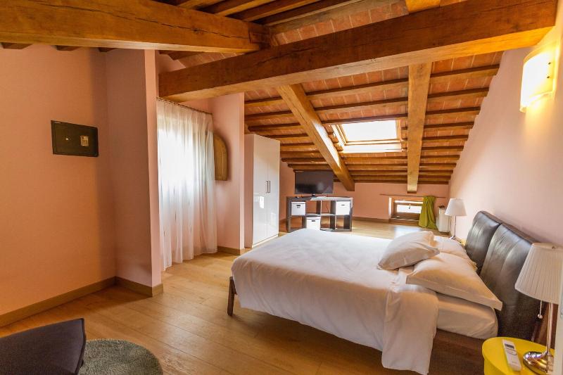 Tenuta Borgo Santa Cecilia image