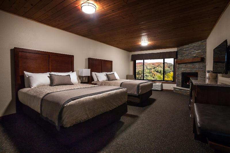 Eagle Ridge Resort At Lutsen Mountains image