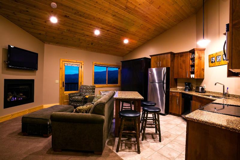 Eagle Ridge Resort At Lutsen Mountains image