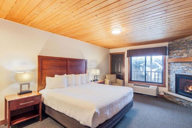 Eagle Ridge Resort At Lutsen Mountains image