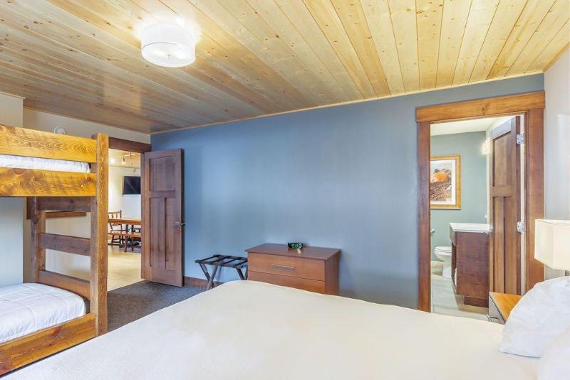 Eagle Ridge Resort At Lutsen Mountains image