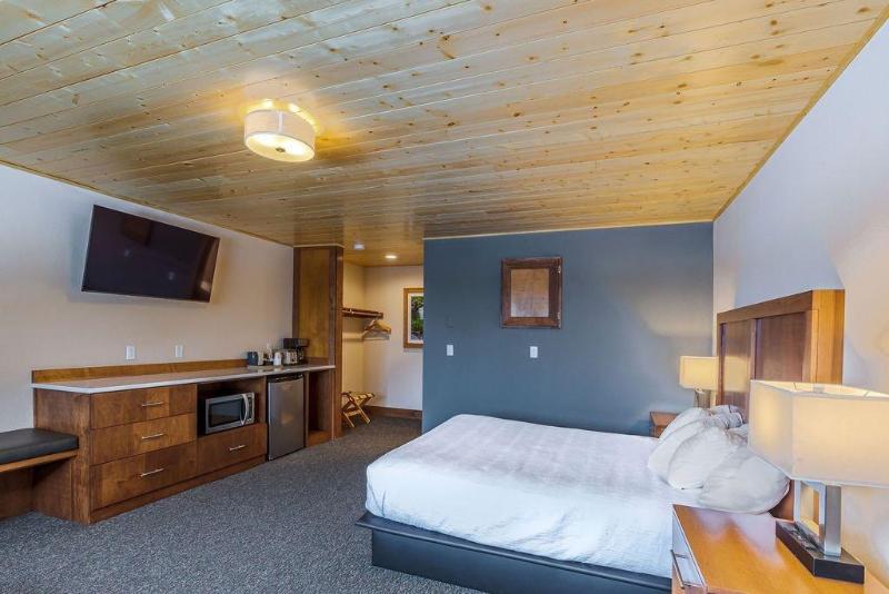 Eagle Ridge Resort At Lutsen Mountains image