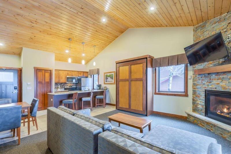 Eagle Ridge Resort At Lutsen Mountains image