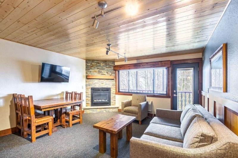 Eagle Ridge Resort At Lutsen Mountains image