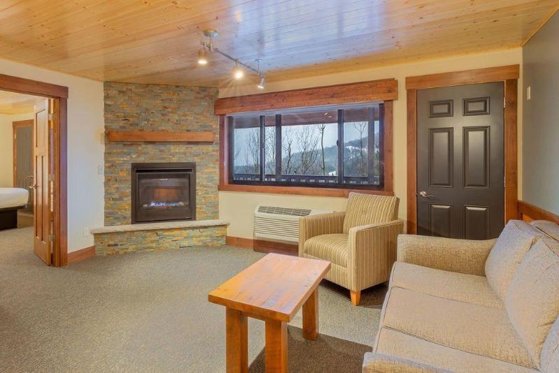 Eagle Ridge Resort At Lutsen Mountains image