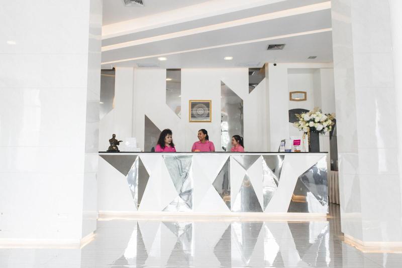 K.S. Pavilion Hotel image