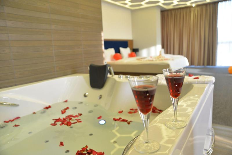 Tevetoglu Hotel image