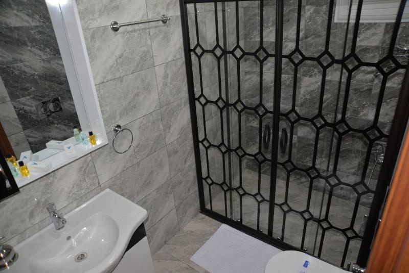 Tevetoglu Hotel image