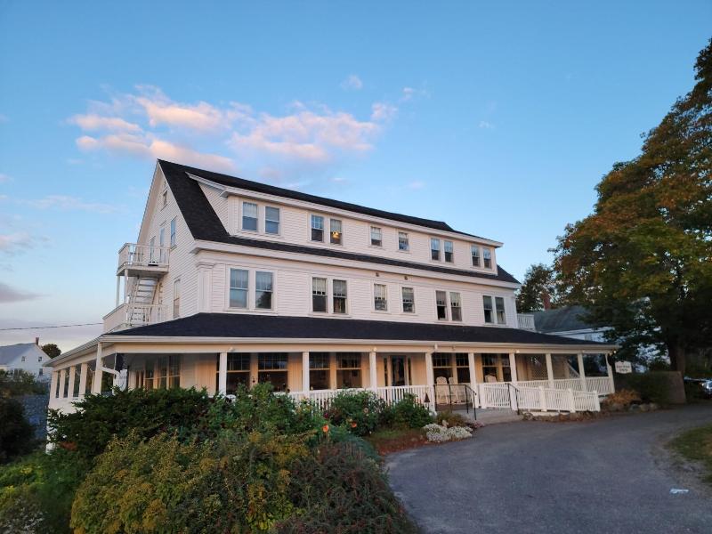 East Wind Inn