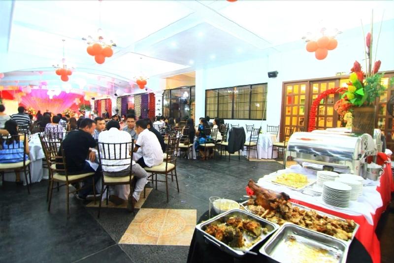Kapis Mansions Hotel image