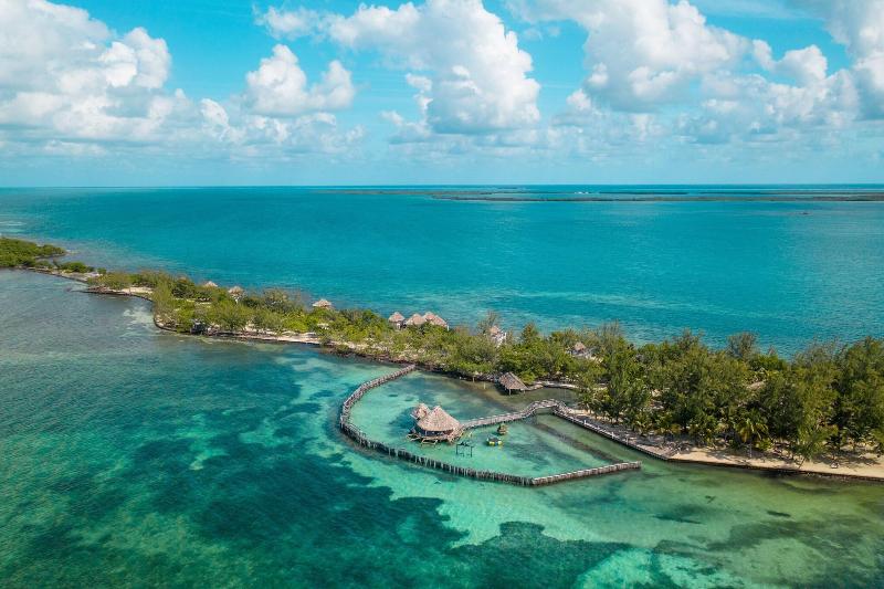 Thatch Caye, a Muy'Ono Resort image