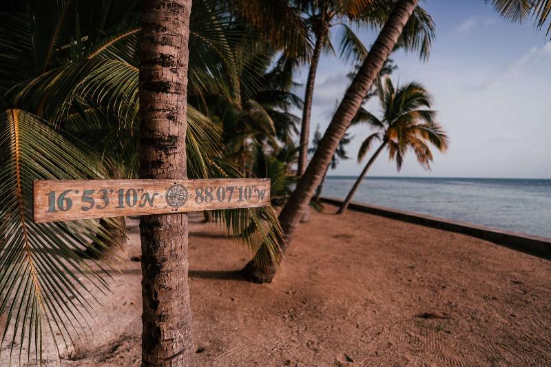 Thatch Caye, a Muy'Ono Resort image