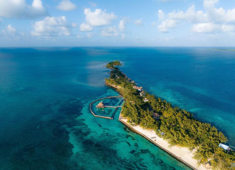 Thatch Caye, a Muy'Ono Resort image