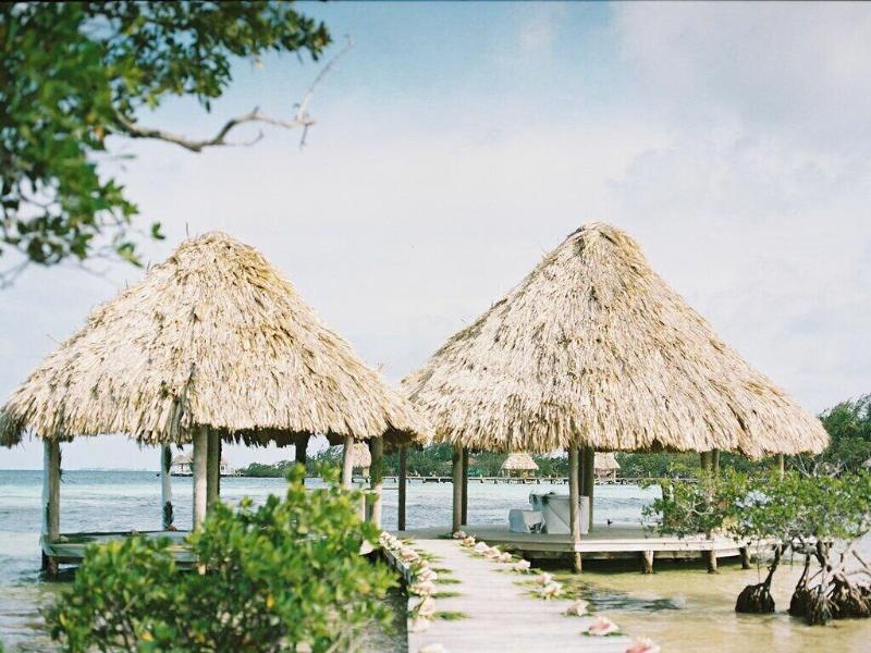 Thatch Caye, a Muy'Ono Resort image