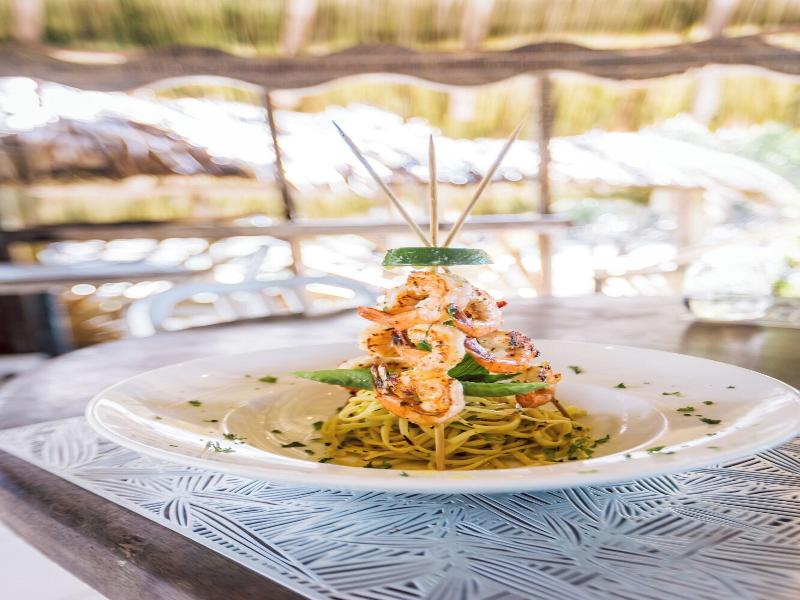 Thatch Caye, a Muy'Ono Resort image