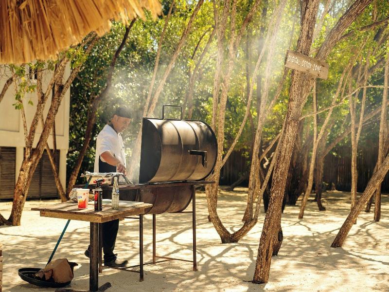 Thatch Caye, a Muy'Ono Resort image