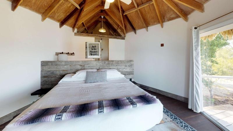 Thatch Caye, a Muy'Ono Resort image
