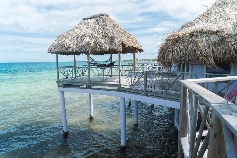 Thatch Caye, a Muy'Ono Resort image
