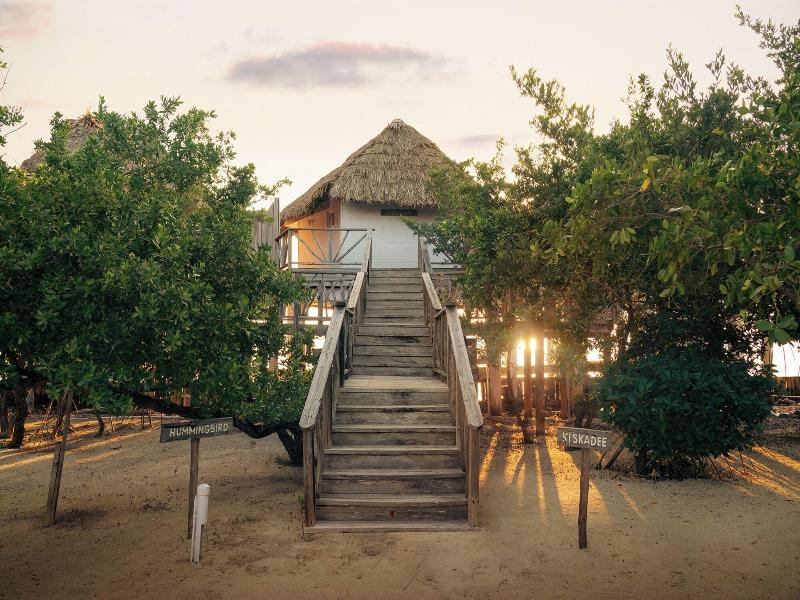 Thatch Caye, a Muy'Ono Resort image