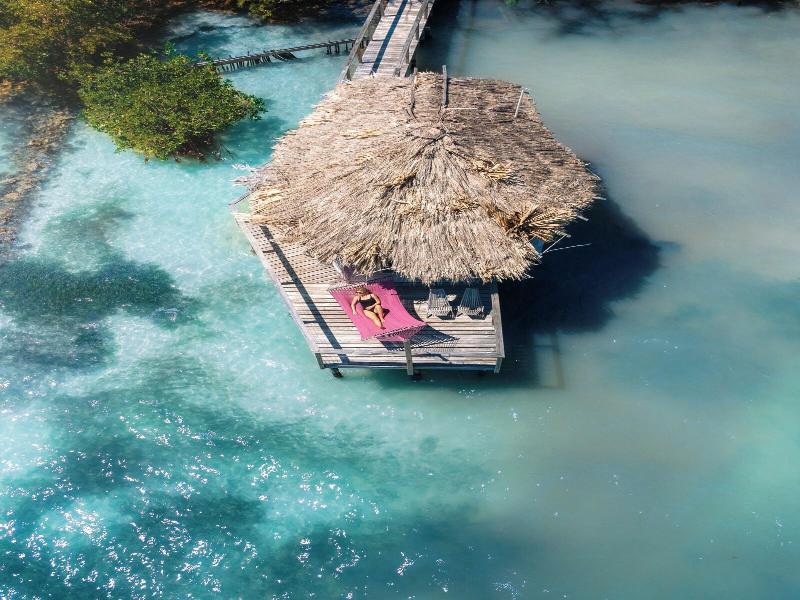 Thatch Caye, a Muy'Ono Resort image