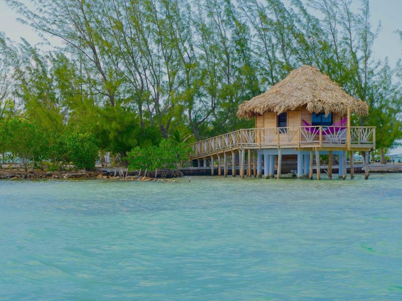 Thatch Caye, a Muy'Ono Resort image