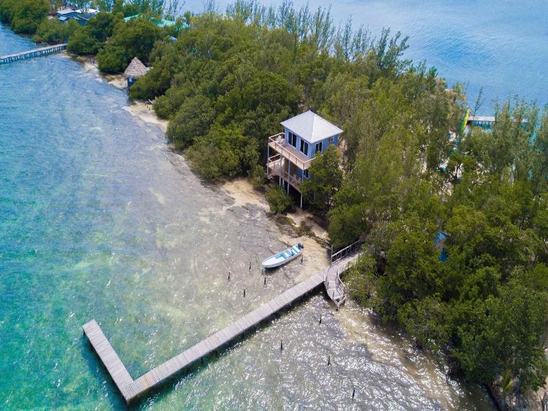 Thatch Caye, a Muy'Ono Resort image