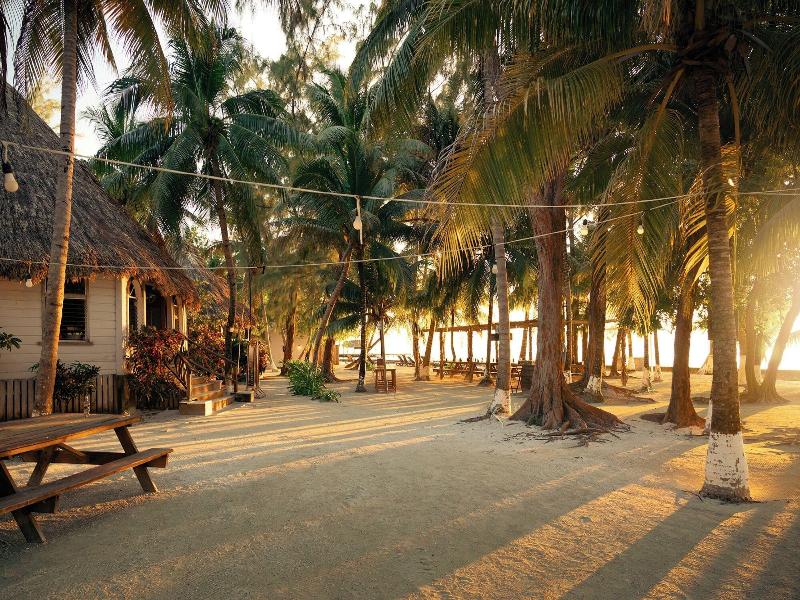Thatch Caye, a Muy'Ono Resort image