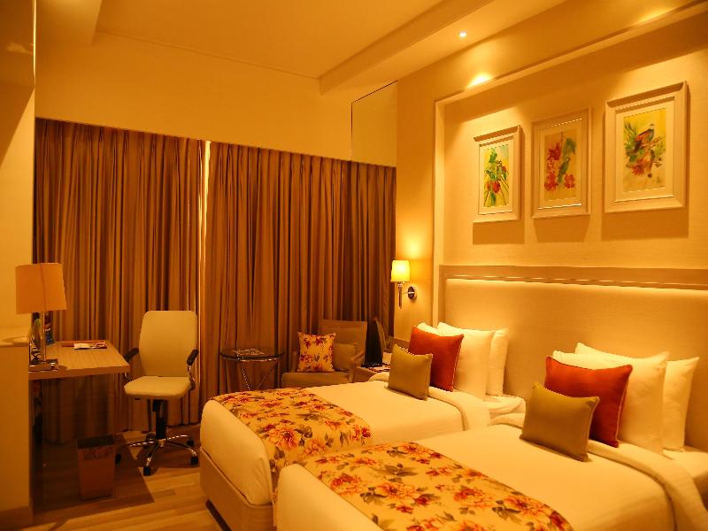 Efcee Sarovar Portico Bhavnagar image