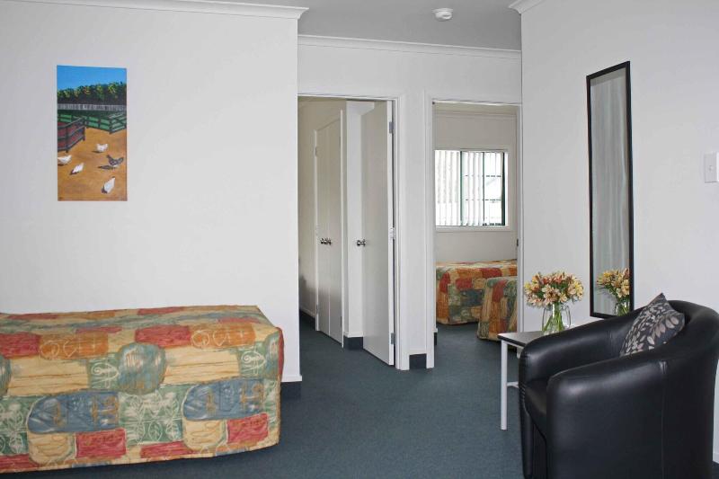 Kerry Lane Motel image