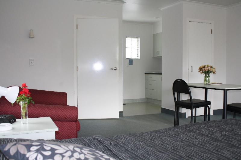 Kerry Lane Motel image