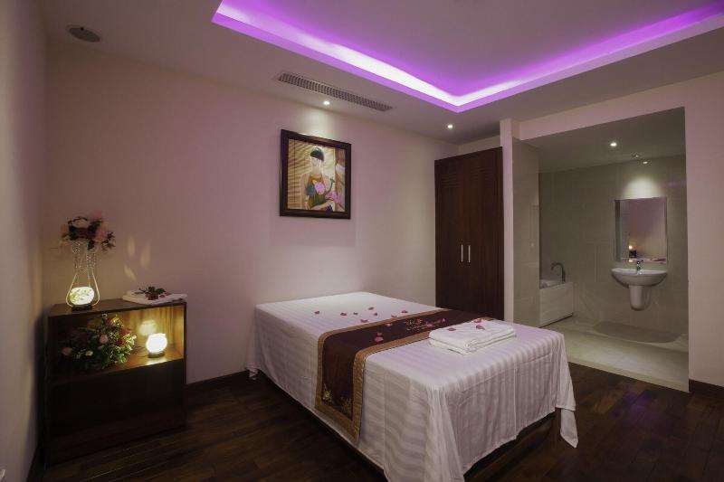 Khánh Linh Hotel image