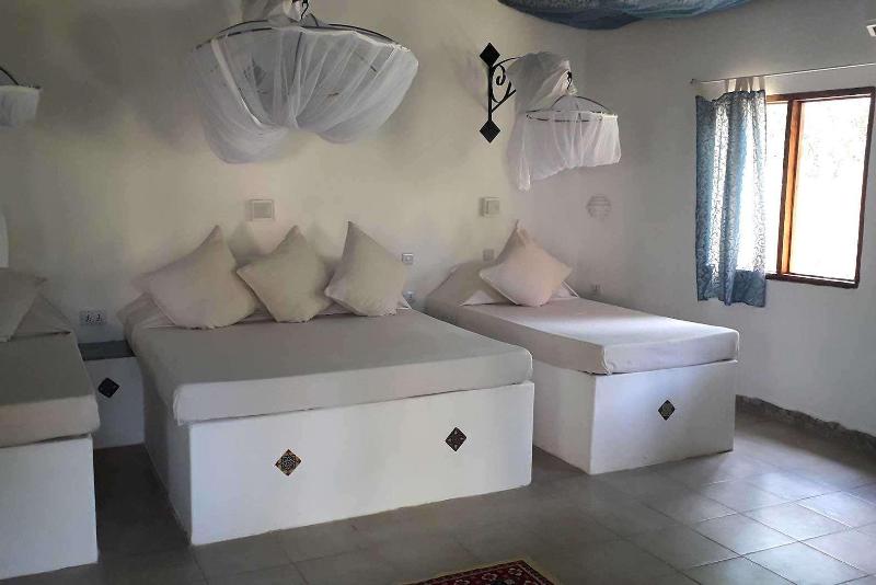 Kinasi Lodge