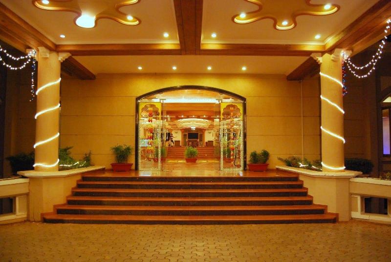 Kohinoor Samudra Beach Resort