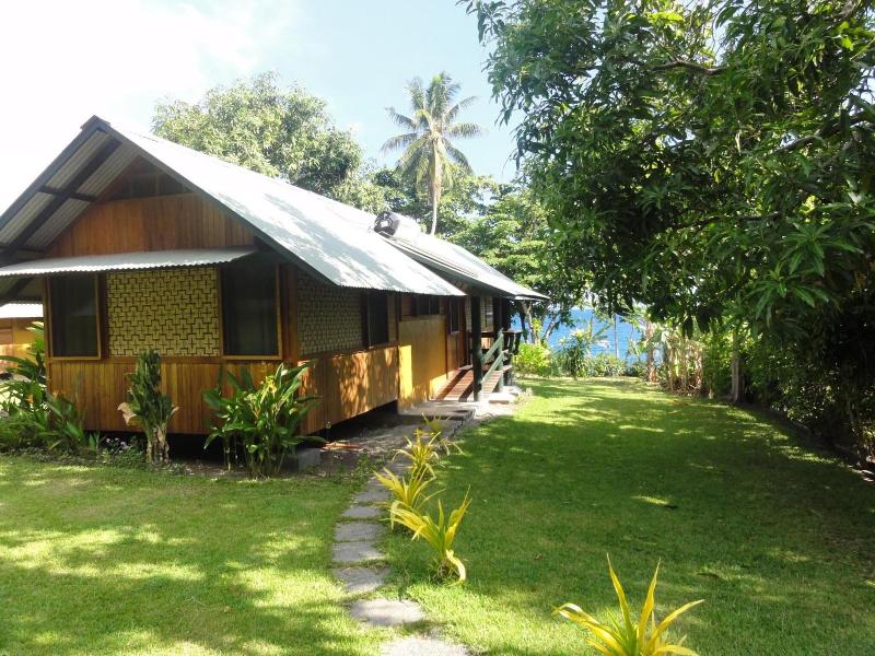 Kokopo Beach Bungalows Resort image