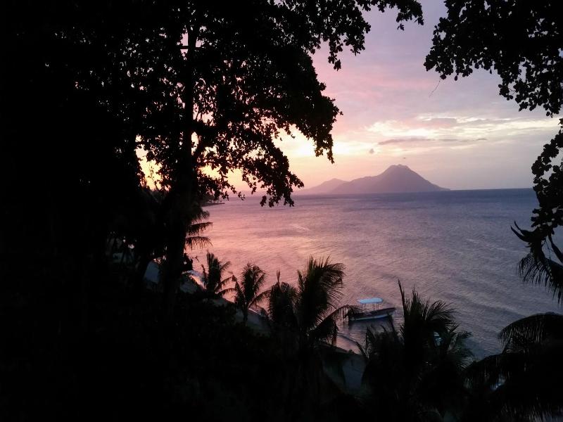 Kokopo Beach Bungalows Resort image