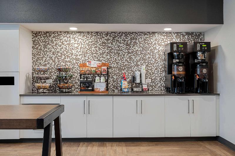 Extended Stay America - Tampa - Gibsonton - Riverv image